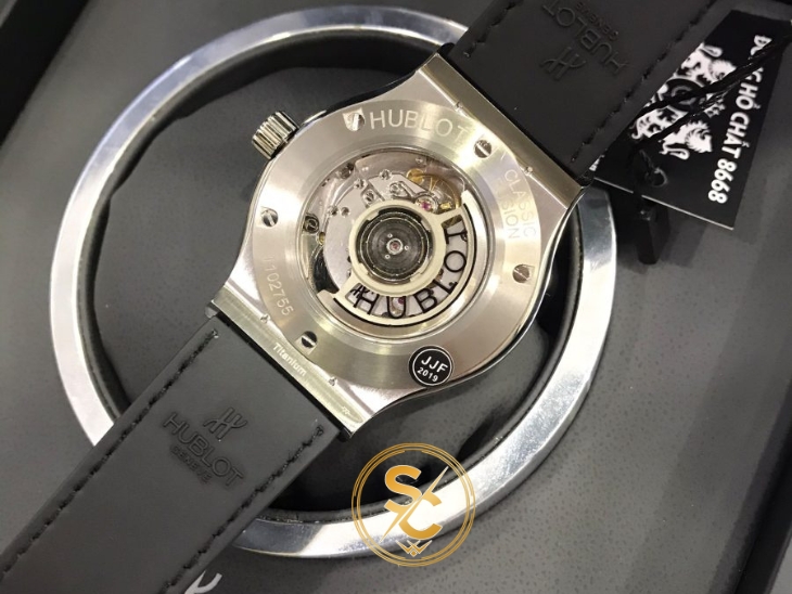 hublot mau xam Mẫu Hublot Classic Fusion 542.NX.7071.LR Replica 1:1 còn được trang bị cỗ máy có khả năng hoạt động ổn định và chính xác
