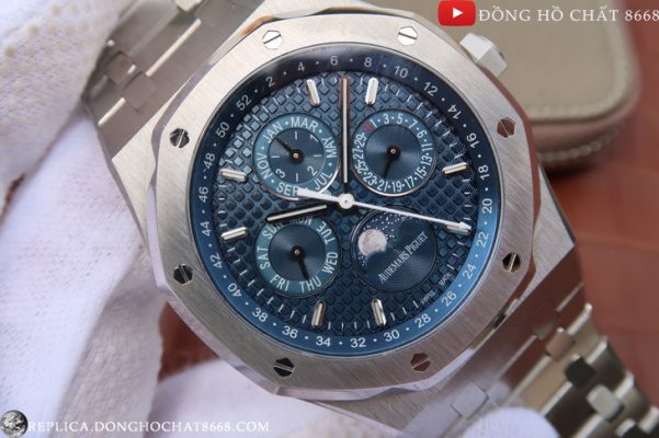 Mặt số đầy tinh tế của đồng hồ Audemars Piguet Royal Oak Super Fake 