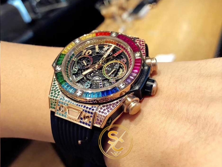 dong ho hublot rainbow replica Chiếc Hublot Rainbow Chronograph Replica được trang bị bộ máy cơ tự động, đảm bảo hoạt động ổn định và chính xác